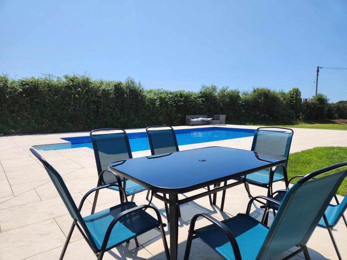 Sea View - 1 Bed Suite - Ocean Breeze - Port Eynon 外观 照片